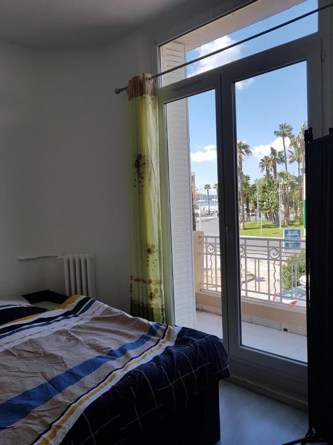 Studio With Sea View For 2 People Tolone Esterno foto