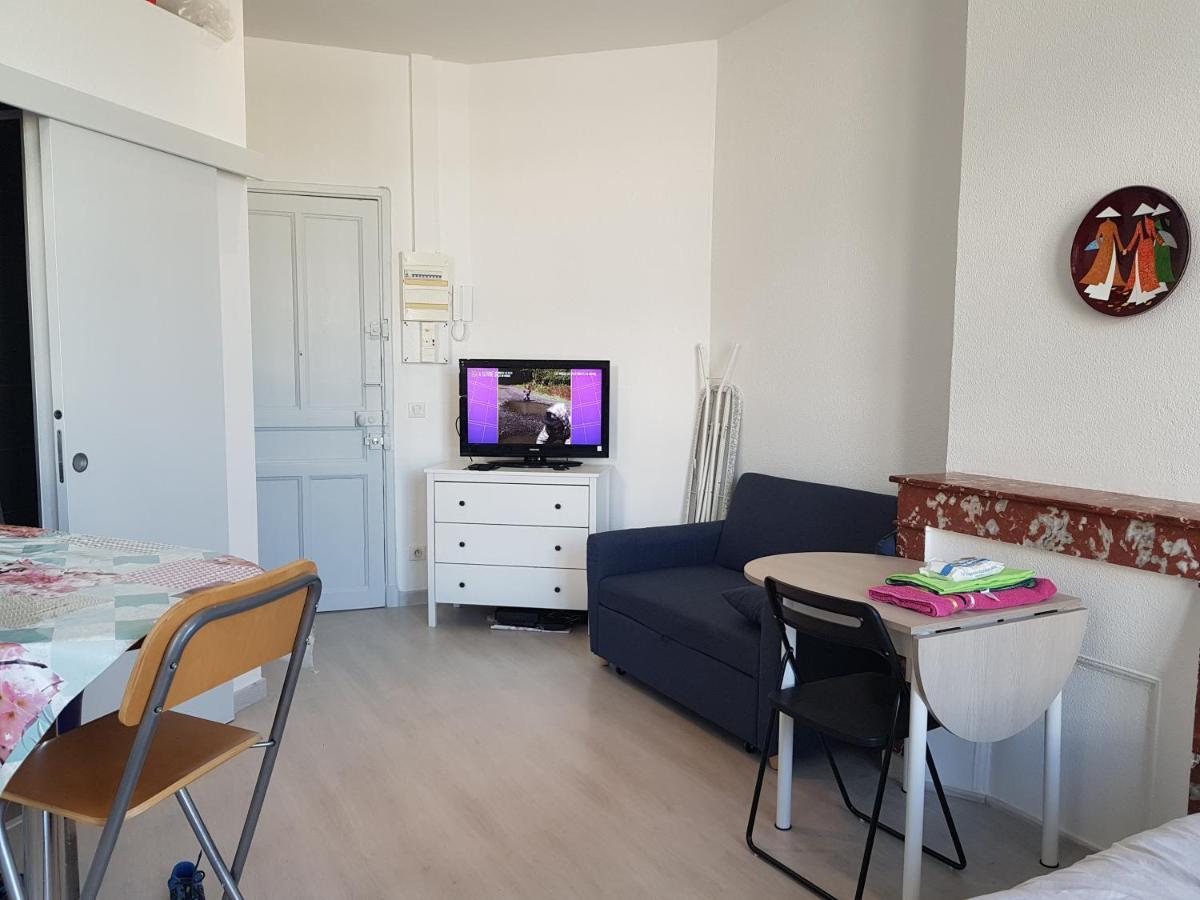 Studio With Sea View For 2 People Tolone Esterno foto